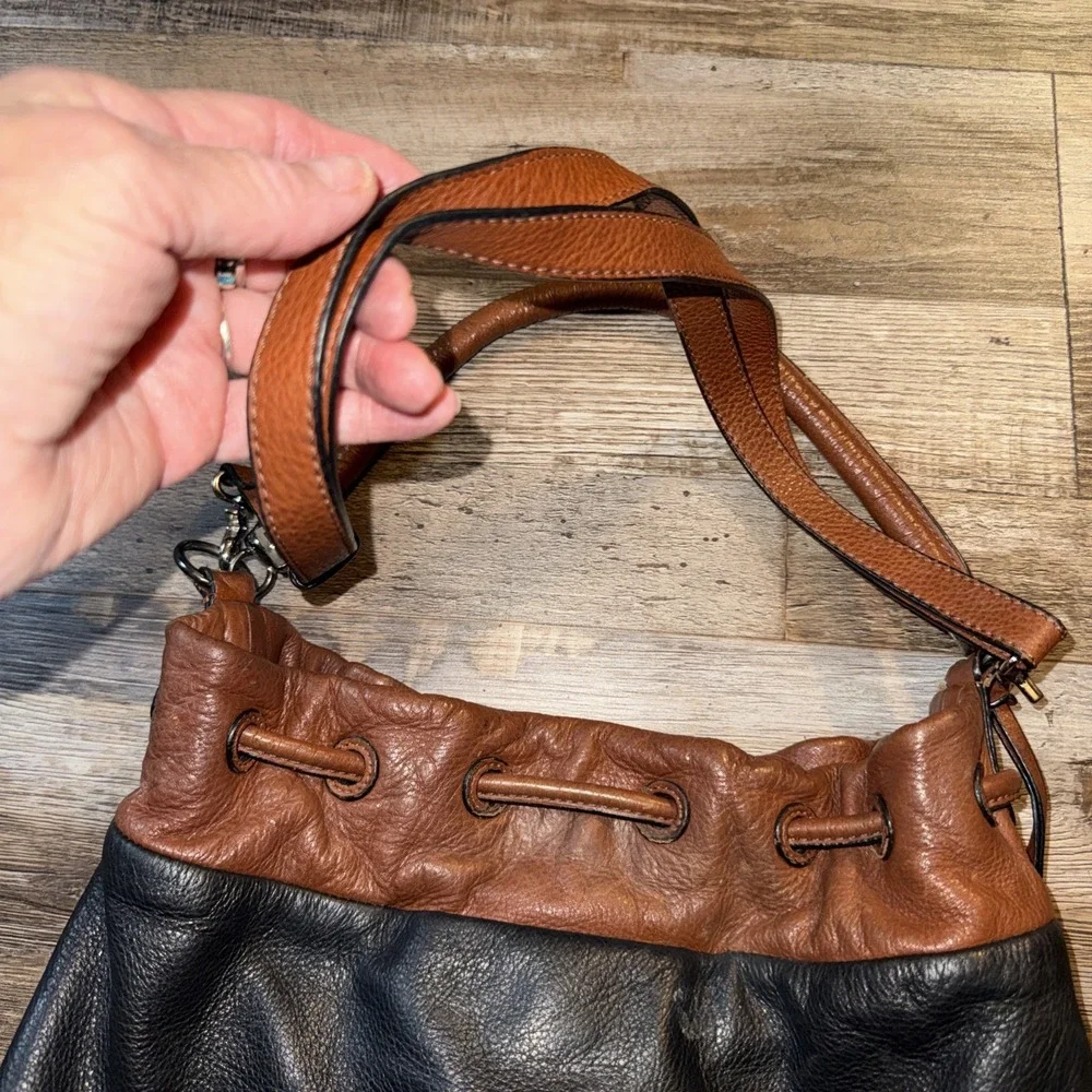 Brighton Brit Bucket Bag Purse Leather Handbag Black Brown With Bag Charm